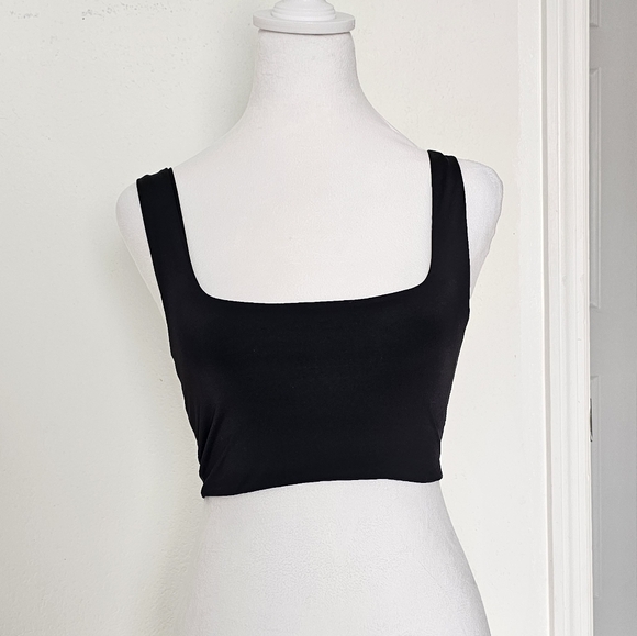 Black crop top tank top size XS - Picture 4 of 9